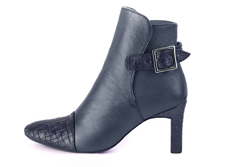 Navy blue women's ankle boots with buckles at the back. Round toe. High comma heels. Profile view - Florence KOOIJMAN